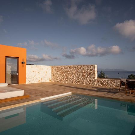 White Springs Retreat Villa Orthoniaí Buitenkant foto